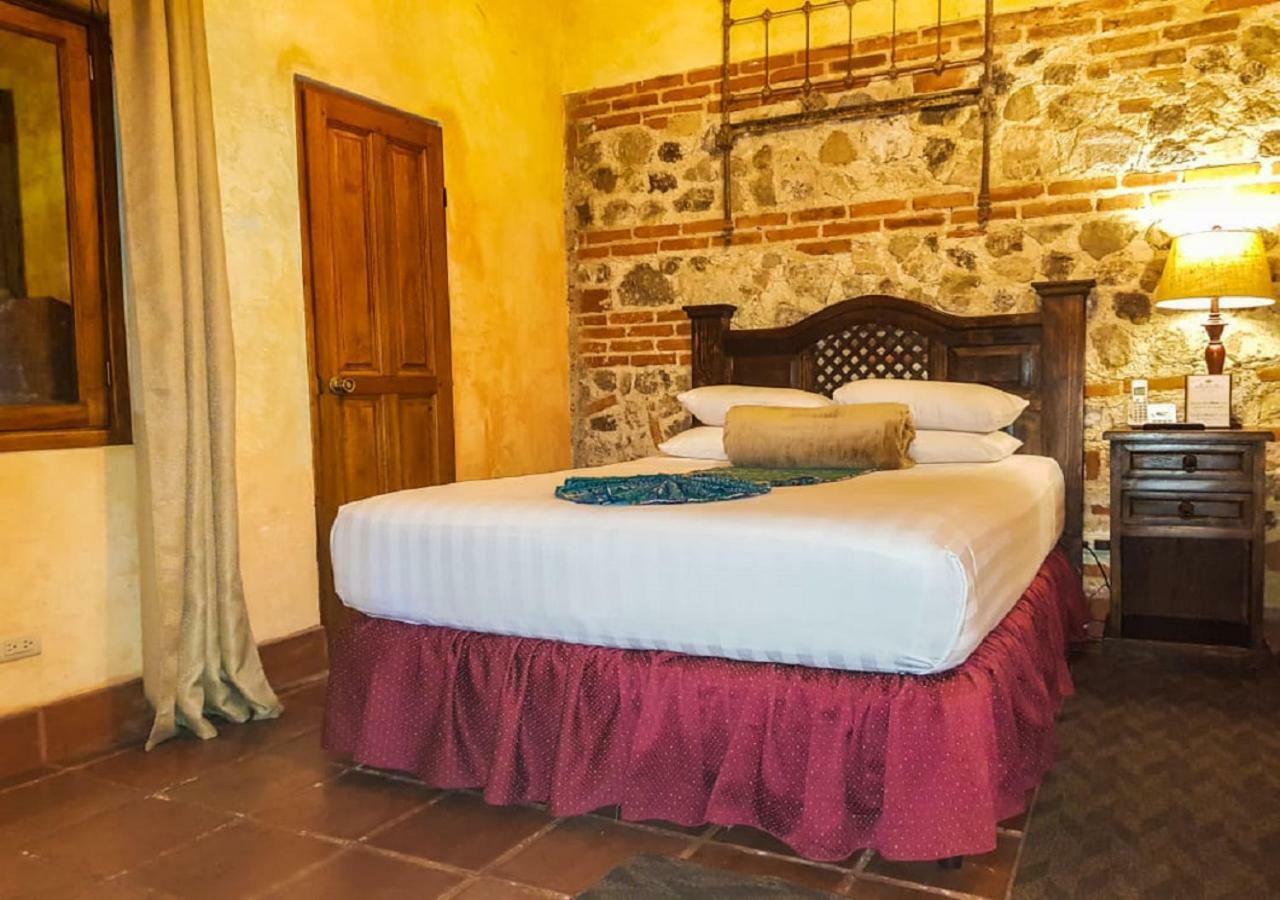 Hotel Eterna Primavera Antigua ภายนอก รูปภาพ